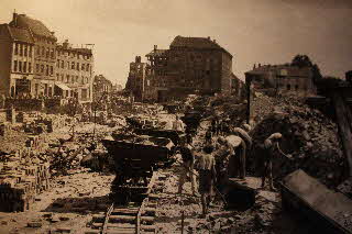 1945 Kipploren